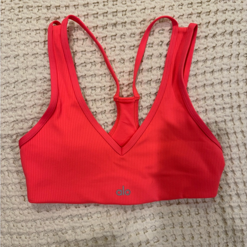 ALO Yoga Airlift Ribbed Jump Start V-Neck Bra